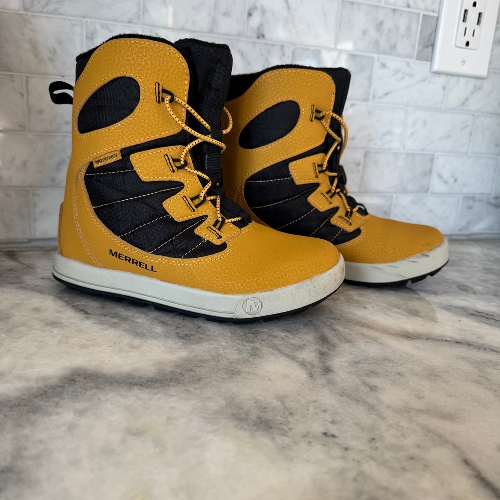 Merrell Kids Yellow and Black Boots